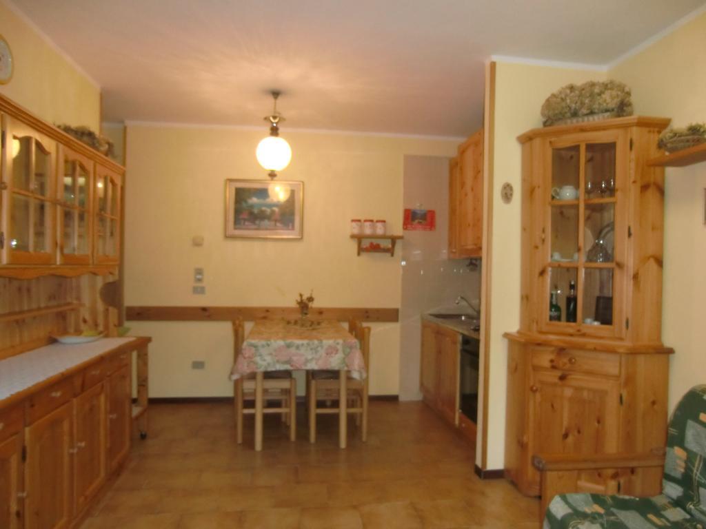 Appartamento Belvedere Molina di Ledro Habitación foto